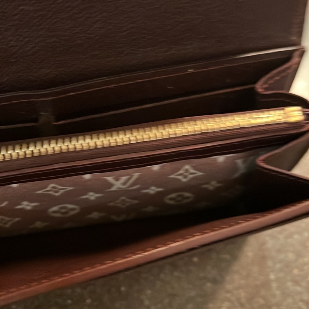Louis Vuitton Monogram Idylle MM Wallet - Picture 5 of 11